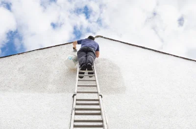Peinture extérieure à Querrien — façades et ravalement
